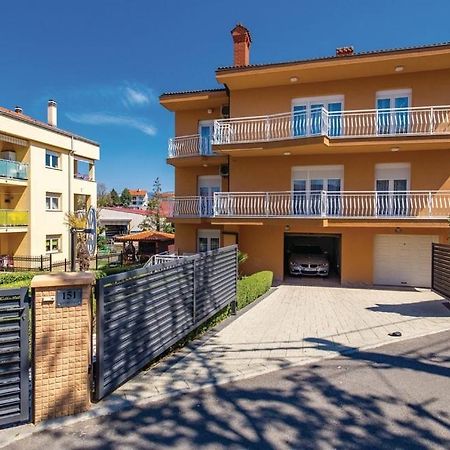 Апартаменты Apartman Viskovo-Opatija 4* Экстерьер фото