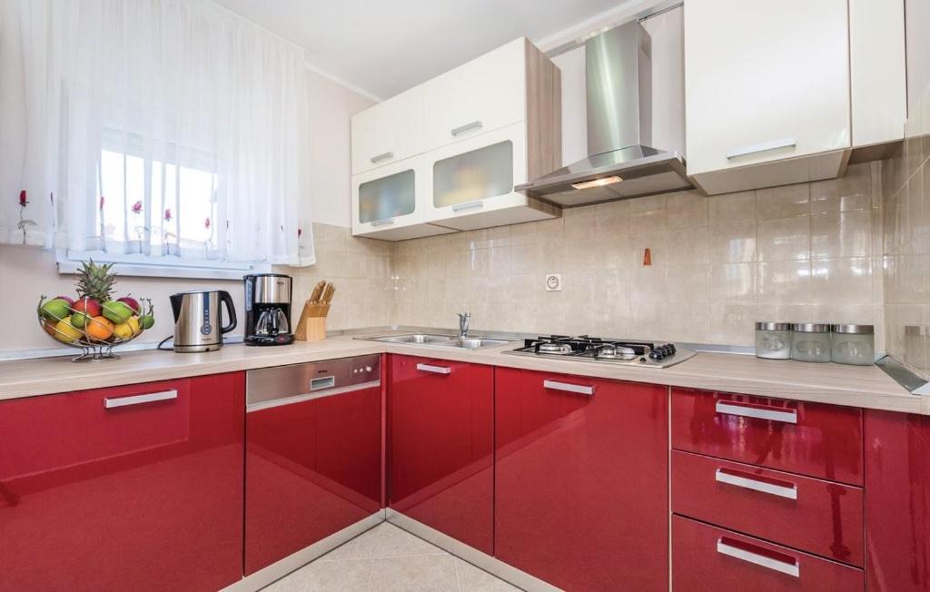 Апартаменты Apartman Viskovo-Opatija 4* Экстерьер фото