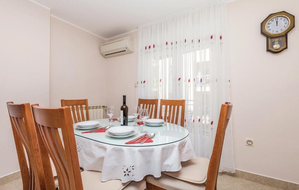 Апартаменты Apartman Viskovo-Opatija 4* Экстерьер фото